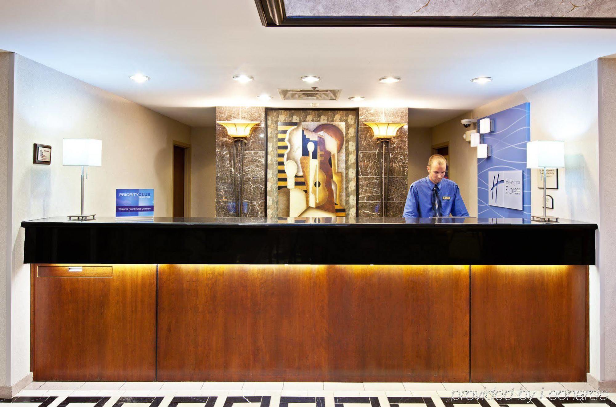 Holiday Inn Express Hotel & Suites Greenwood Interior foto